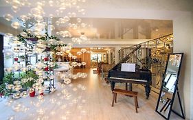 Kenari Hotel